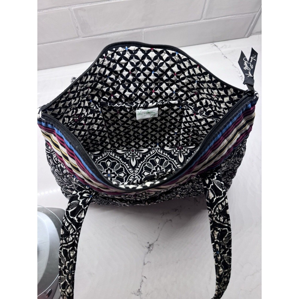 Vera Bradley Tote Bag 'Barcelona' Pattern - Picture 3 of 10